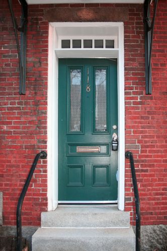 Private office suite: 118 Middle St, Manchester, NH 03101